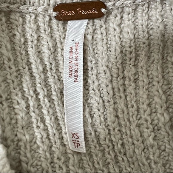 FREE PEOPLE Washed Muslin Tunic pullover sweater Size XS tan/cream high slit - Picture 10 of 13